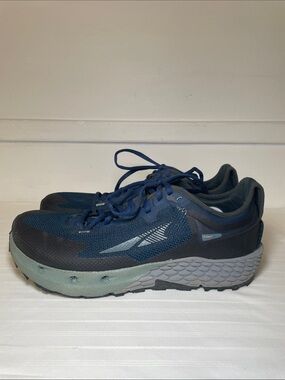 Altra Timp 4 trail running shoes hiking sneakers men’s size 10.5